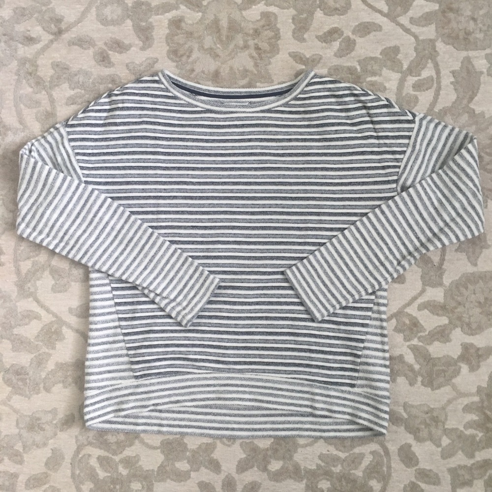 Lou & Grey Sweatshirt size medium